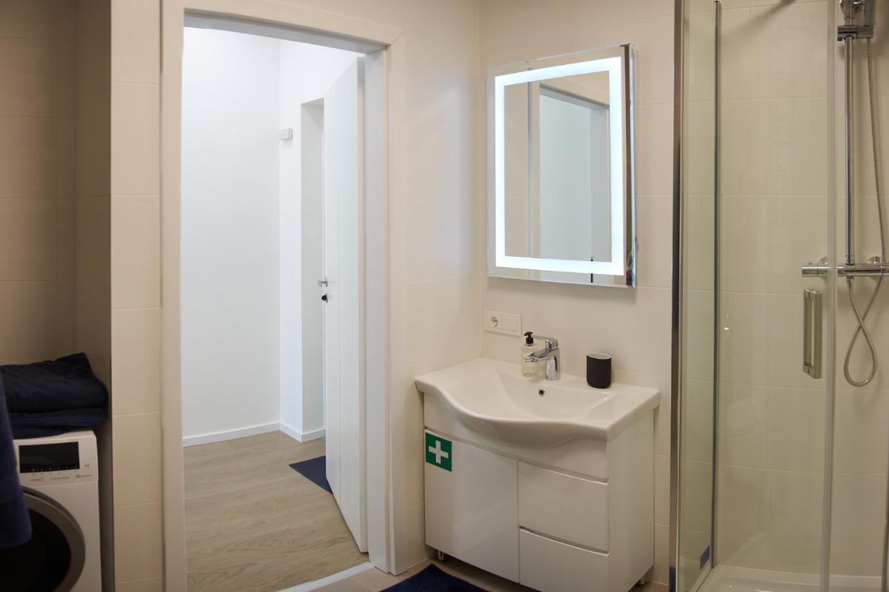 Studio Apartment In The Heart Of Riga Old Town Extérieur photo