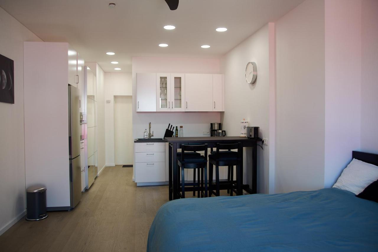 Studio Apartment In The Heart Of Riga Old Town Extérieur photo