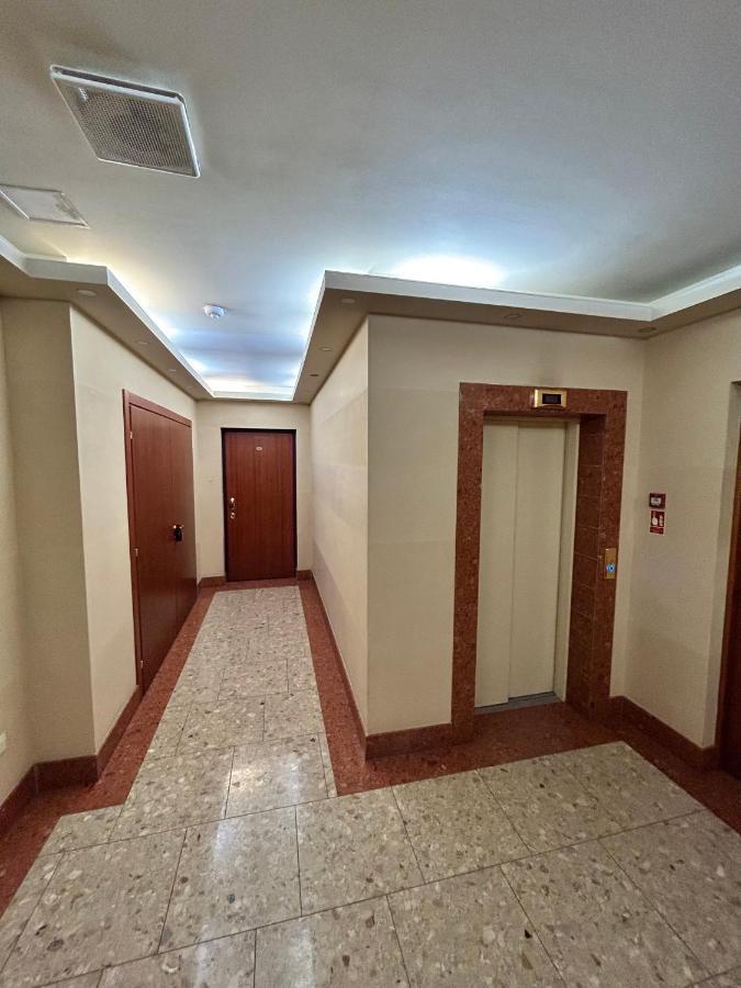 Studio Apartment In The Heart Of Riga Old Town Extérieur photo